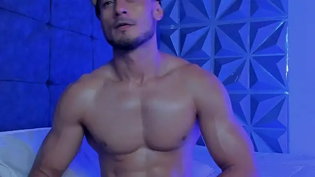Adonys_Lewis_ 网络视讯表演