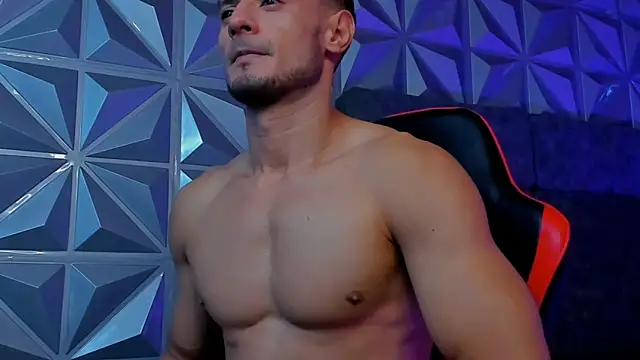 Adonys_Lewis_ Pertunjukan Webcam