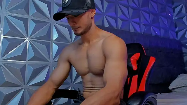 Show modela Adonys_Lewis_ na web-kameri