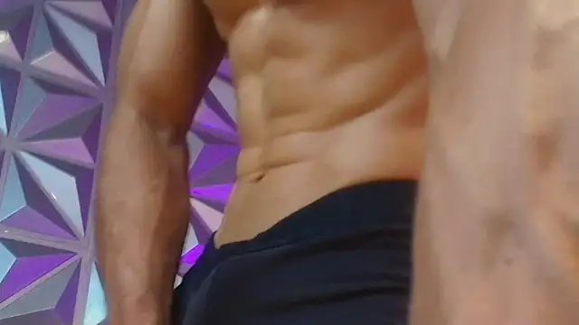 Adonys_Lewis_ 在線直播表演