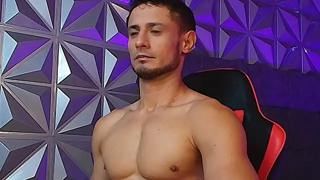 Adonys_Lewis_ 网络视讯表演