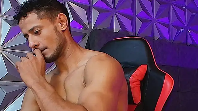 Adonys_Lewis_ Webcam Show