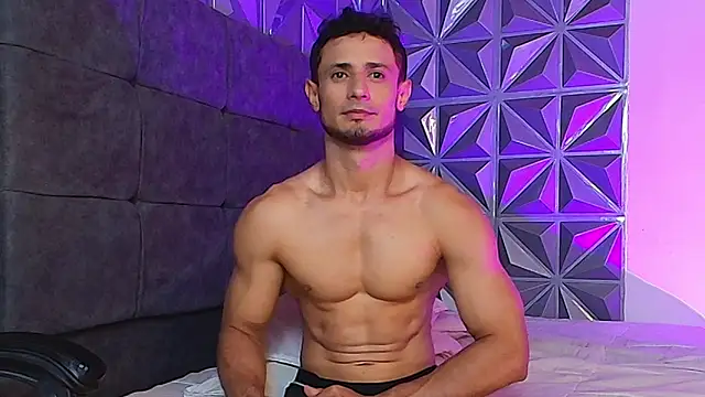 Adonys_Lewis_ 网络视讯表演