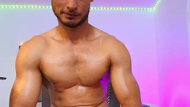 Adonys_Lewis_ Webcamshow