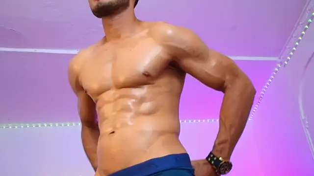 عرض كام Adonys_Lewis_