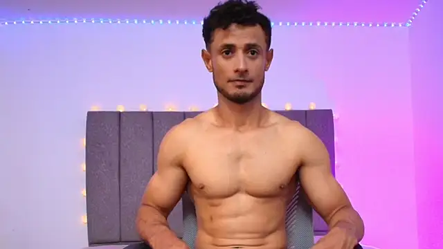 Adonys_Lewis_ Webcamshow