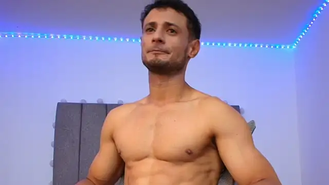 Adonys_Lewis_ Show Webcam