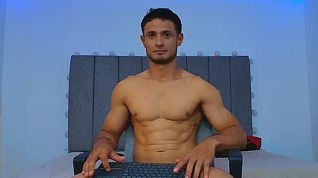 Adonys_Lewis_ Шоу с уебкамера
