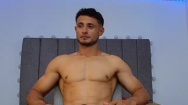 Adonys_Lewis_'s Webcam Show