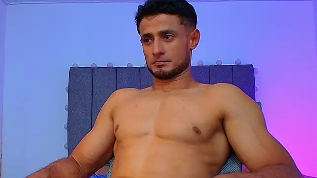 Adonys_Lewis_ 网络视讯表演