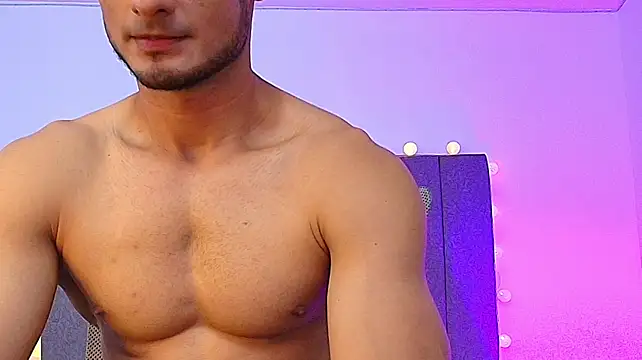 عرض كام Adonys_Lewis_