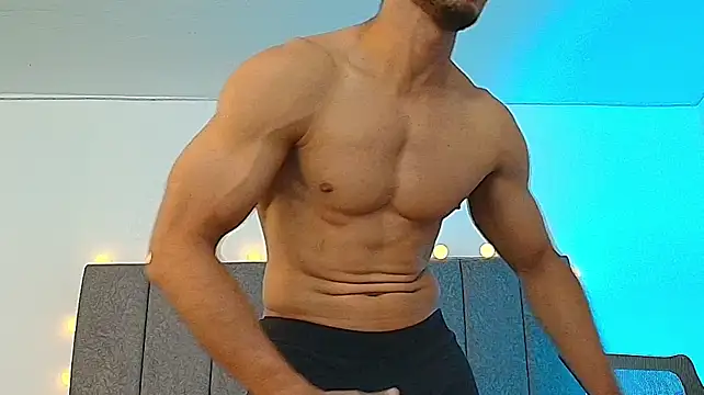 Adonys_Lewis_ 网络视讯表演