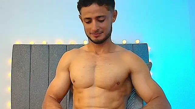 Adonys_Lewis_ Webcamshow