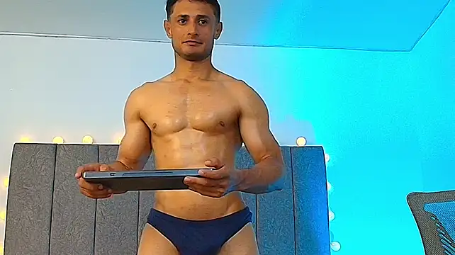 Adonys_Lewis_ Show Webcam