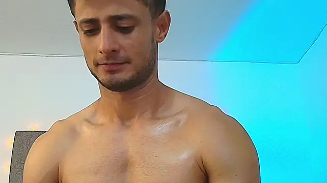 Adonys_Lewis_ Show Webcam