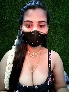 Nithyatamil 在線直播表演