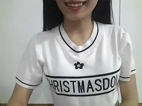 berry_alma06's Webcam Show