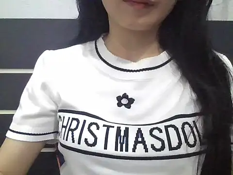 berry_alma06's Live XXX Chat
