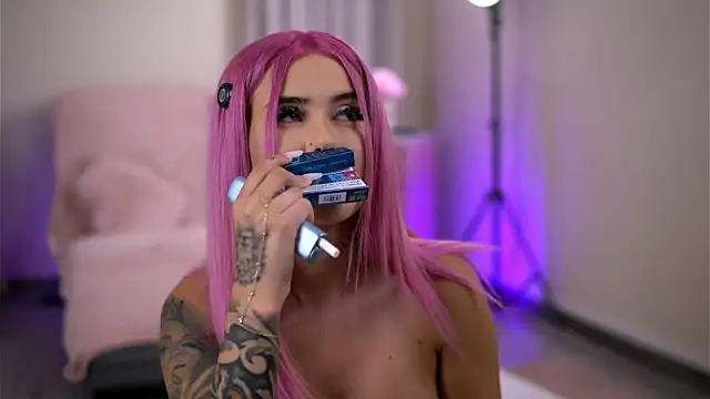 Czat XXX na żywo – Miky_Lust