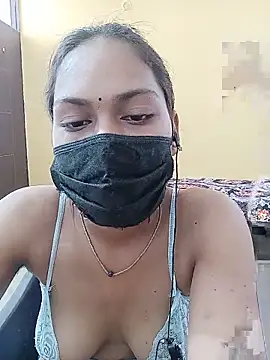 Show modela Lets_fun_ na web-kameri