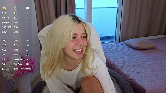 ApheliaStar's Live XXX Chat