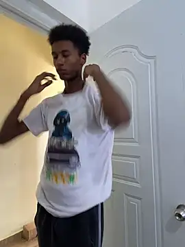 Badboy_00s Webcam Show