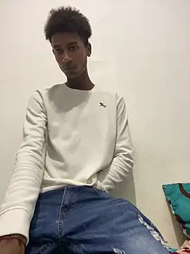 Badboy_00s webcam show