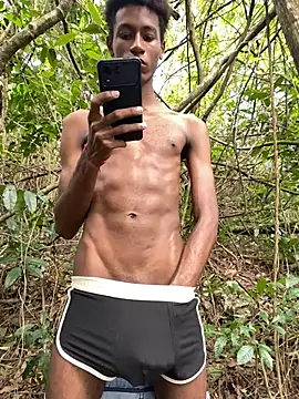 Badboy_00s Show in webcam