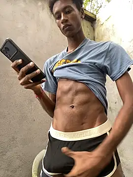 Badboy_00s webkamerás műsora
