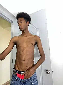 Badboy_00s 在線直播表演