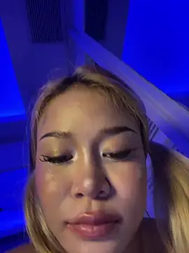 CuteNovaX Pertunjukan Webcam