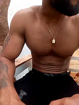 Dante_Knox Show in webcam