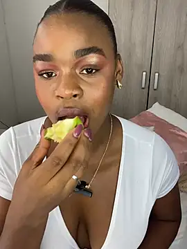 Venuswil's Live XXX Chat