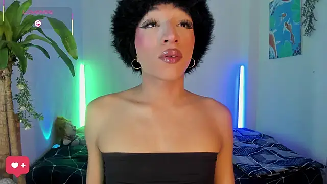 Naughty_Blue Шоу с уебкамера
