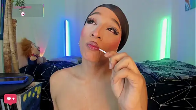 Naughty_Blue webcam show