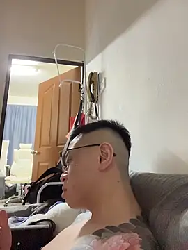 barry02082147 网络视讯表演