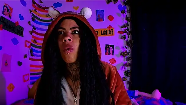 Canela_Osada_'s Live XXX Chat
