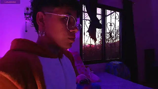 Canela_Osada_'s Live XXX Chat