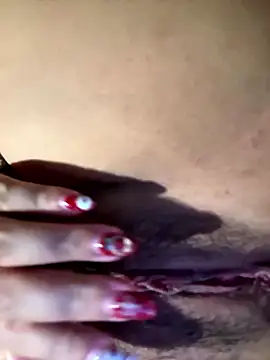 Pokazy przed kamerką – Ponthip