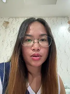 Ponthipn Live chat-huone