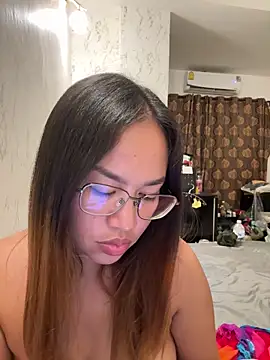 Ponthip Pertunjukan Webcam