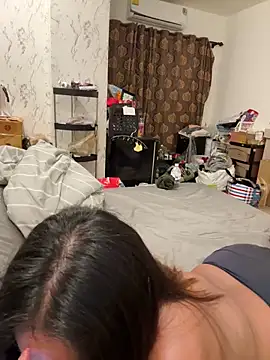 Ponthip's Webcam Show