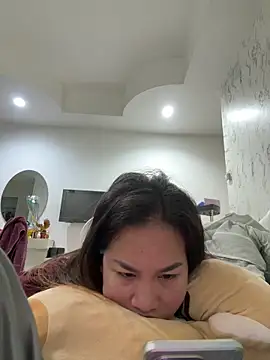 Ponthip Pertunjukan Webcam