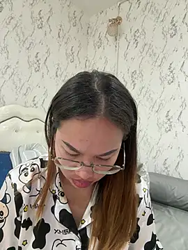 Ponthip Pertunjukan Webcam