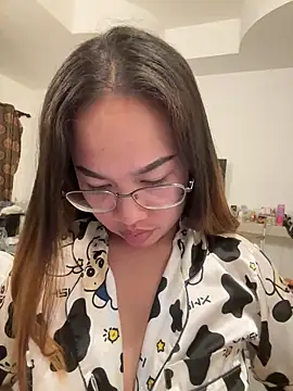 Ponthip Webcamshow