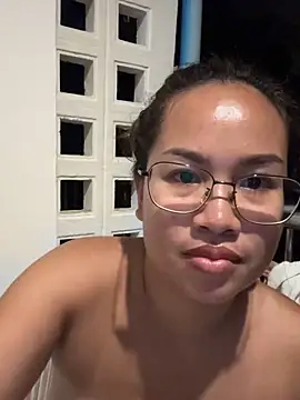 Ponthip Pertunjukan Webcam