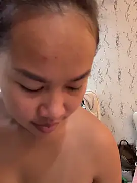 Ponthip Pertunjukan Webcam