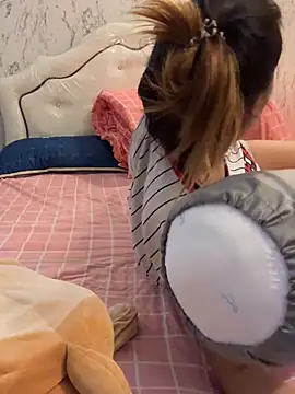 Ponthip's Webcam Show