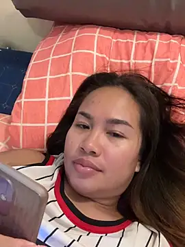 Ponthip's Webcam Show