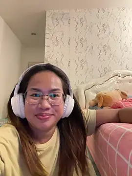 Show de Ponthip na webcam